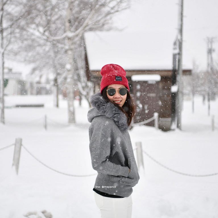 Foxy sweater (แอชบลาวน์/ดำ/เทา/น้ำตาลส้ม/ครีม)