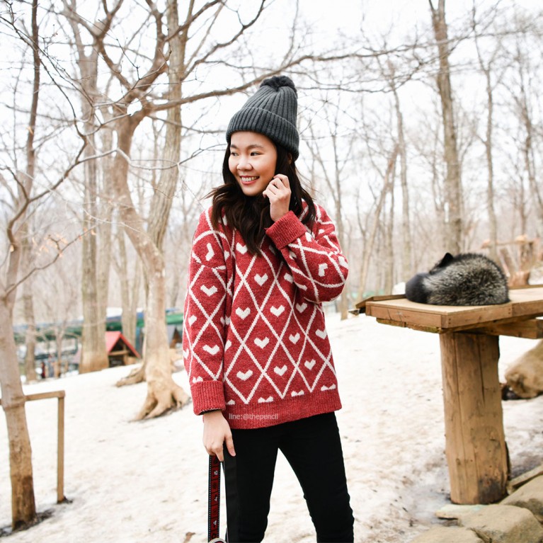Hearts a lot sweater (แดง/ฟ้า/น้ำตาล)