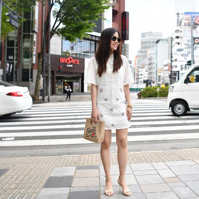 Flower lace dress