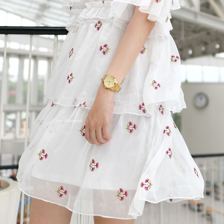 Blossom white dress