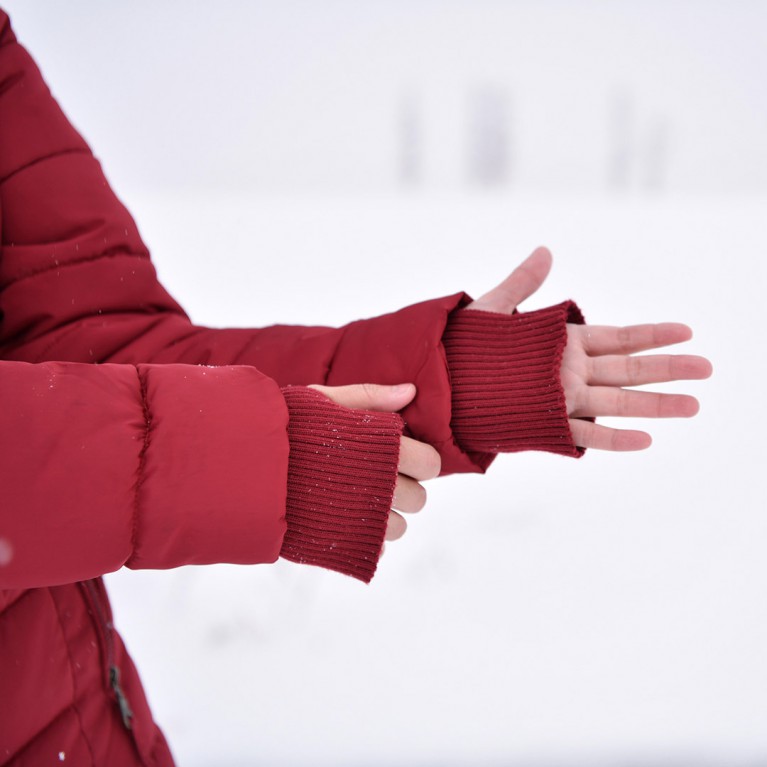 Handy padded fur down coat สีแดง (ไม่กันน้ำ)