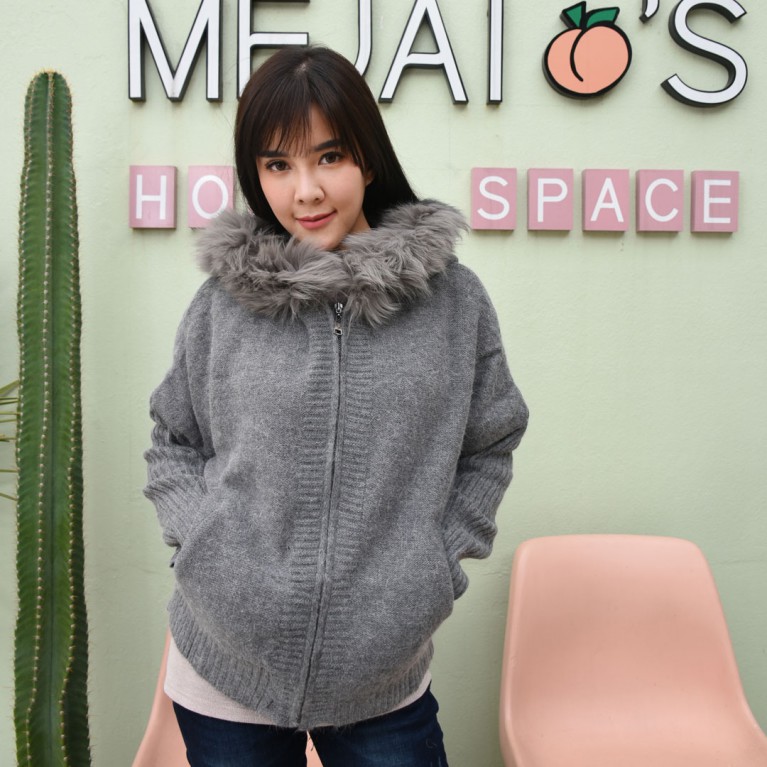 Fur two tone sweater hood