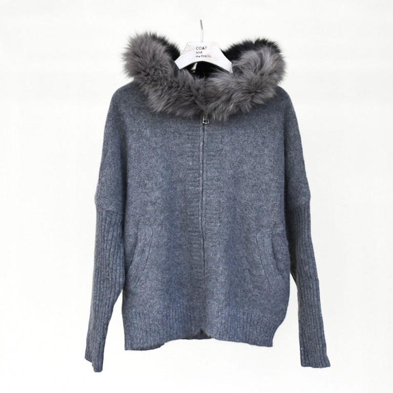 Fur two tone sweater hood