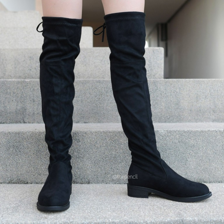Bowtie boots
