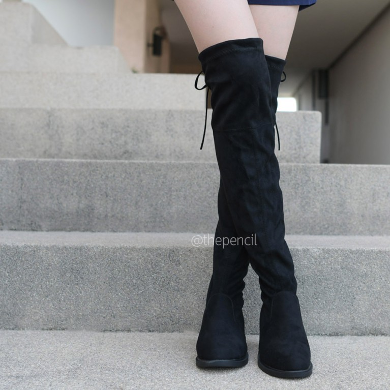 Bowtie boots