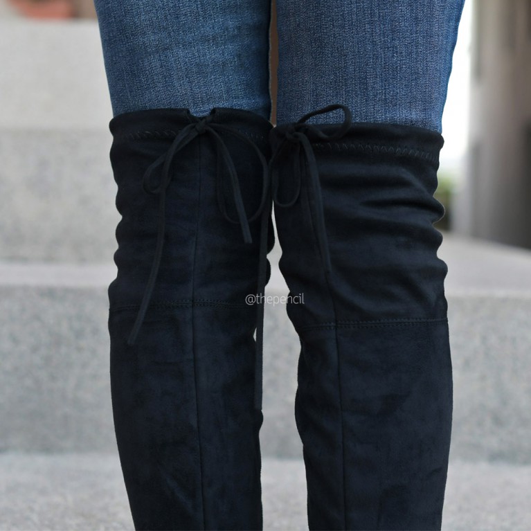 Bowtie boots