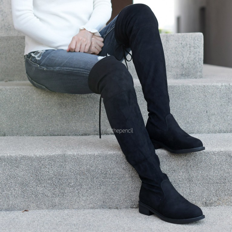Bowtie boots