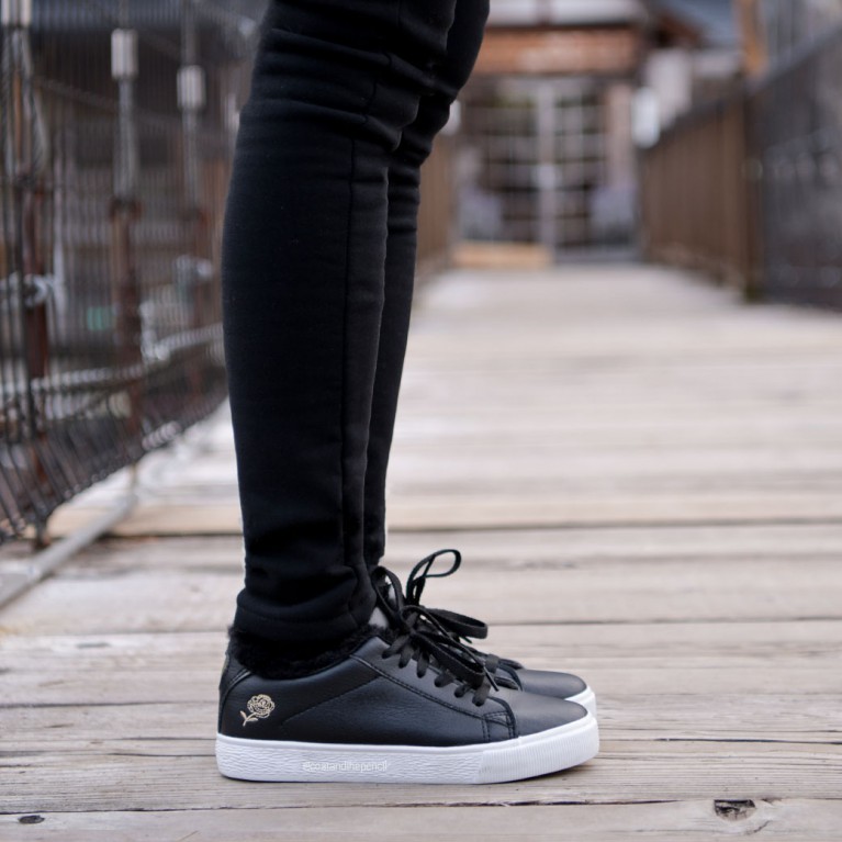 All day warm sneakers