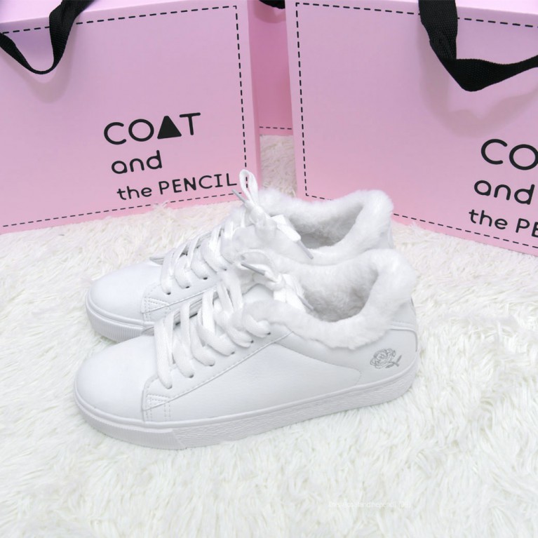 All day warm sneakers