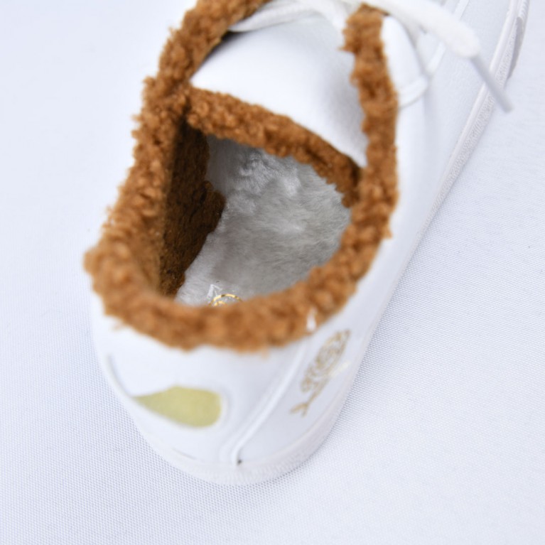 All day warm sneakers