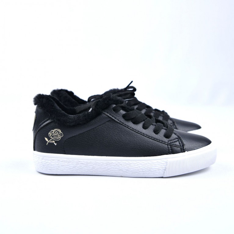 All day warm sneakers