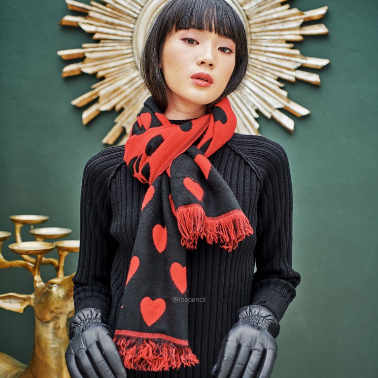 Two tone heart scarf