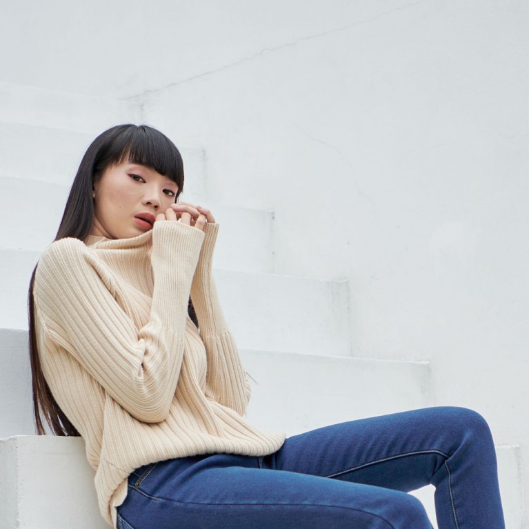 Hand knit sweater 2  (ดำ/ขาว/เทา/ครีม/ฟ้า/ชมพู)