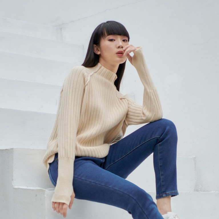 Hand knit sweater 2  (ดำ/ขาว/เทา/ครีม/ฟ้า/ชมพู)