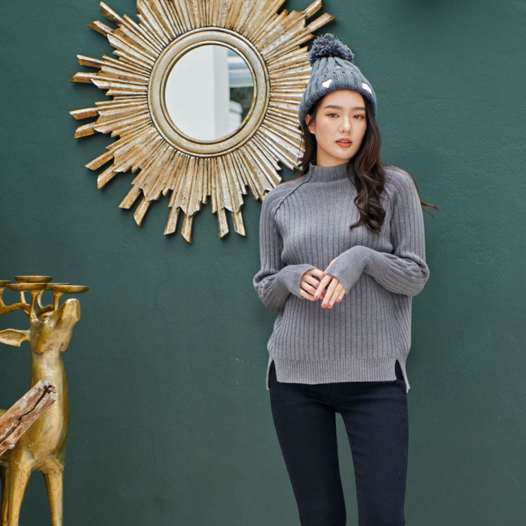 Hand knit sweater 2  (ดำ/ขาว/เทา/ครีม/ฟ้า/ชมพู)