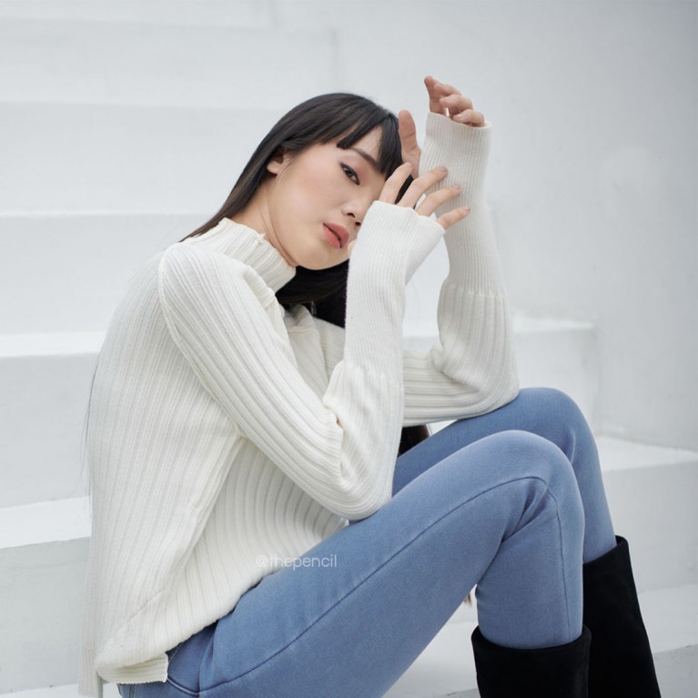 Hand knit sweater 2  (ดำ/ขาว/เทา/ครีม/ฟ้า/ชมพู)