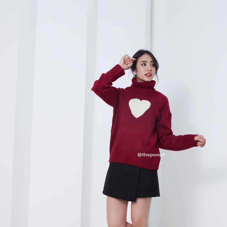 One heart sweater