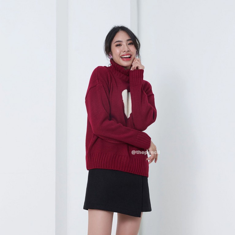 One heart sweater