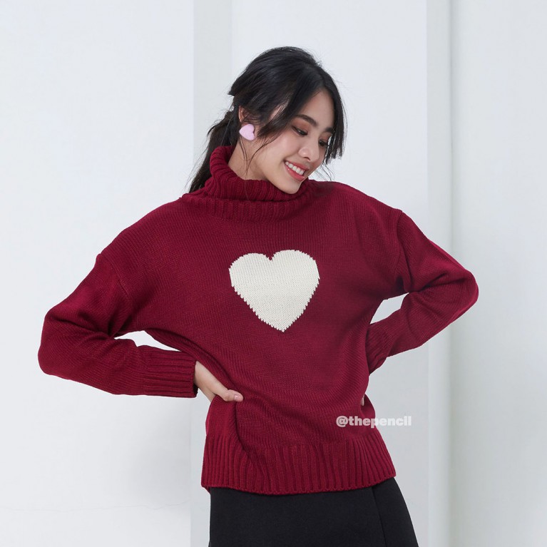 One heart sweater