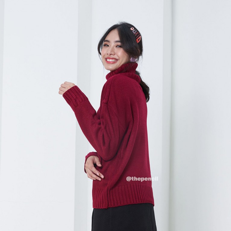 One heart sweater