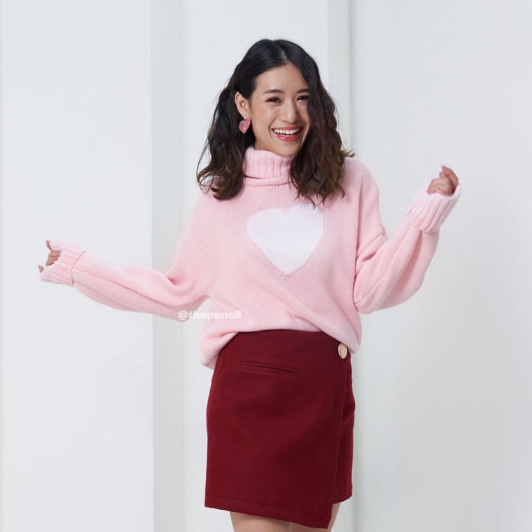 One heart sweater