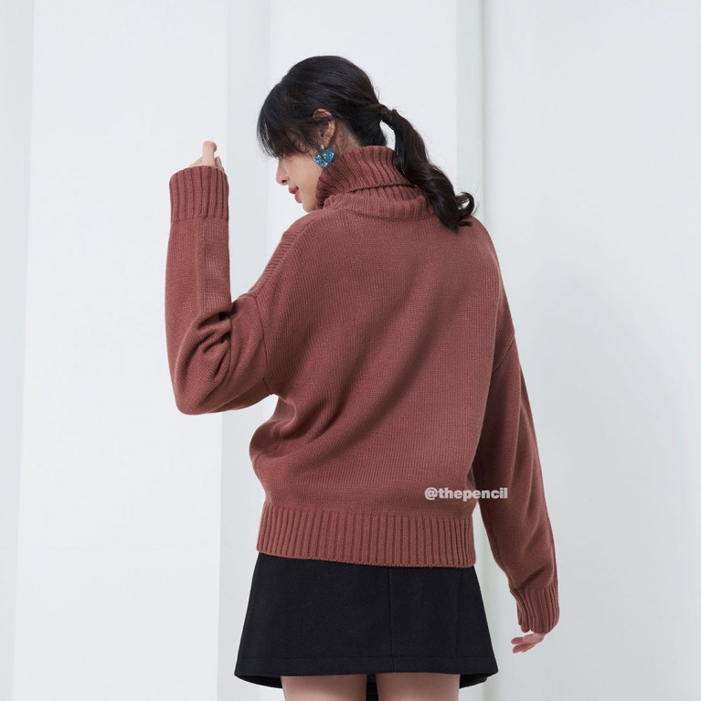 One heart sweater