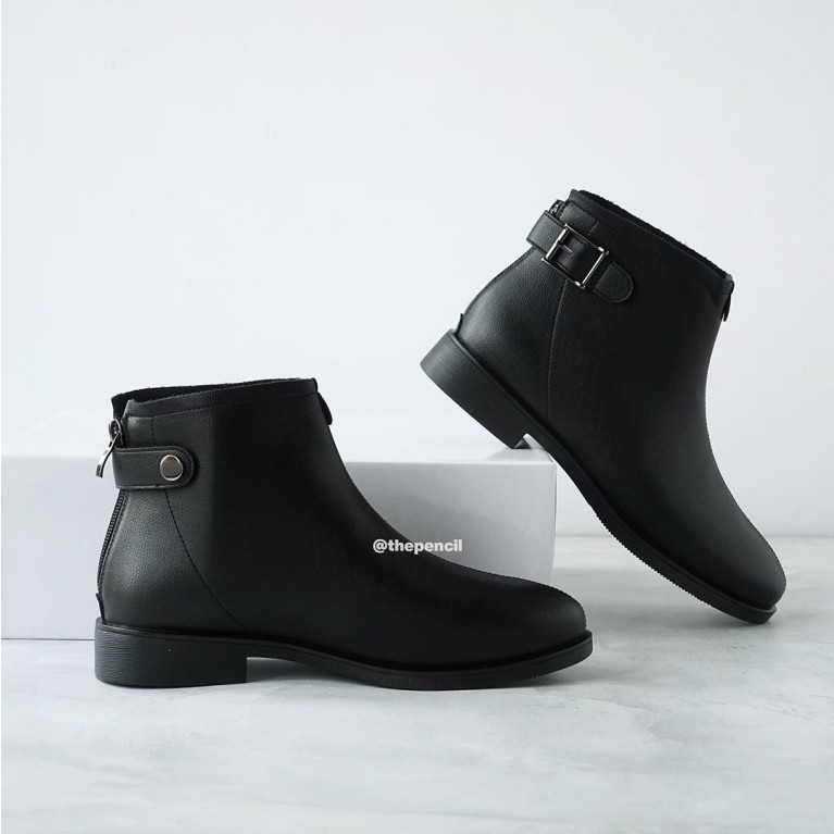 Gentle Angle Boots