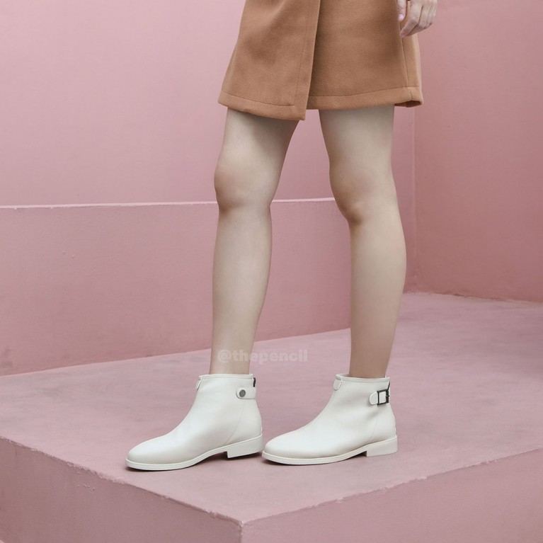 Gentle Angle Boots