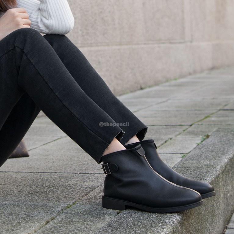 Gentle Angle Boots