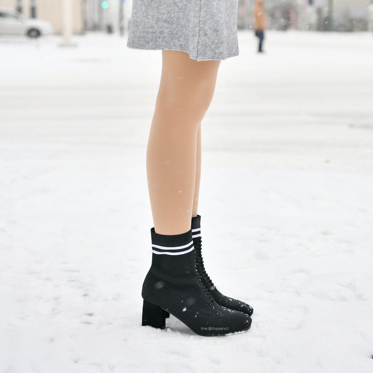 Oxford zock boots (ดำ/เบจ)