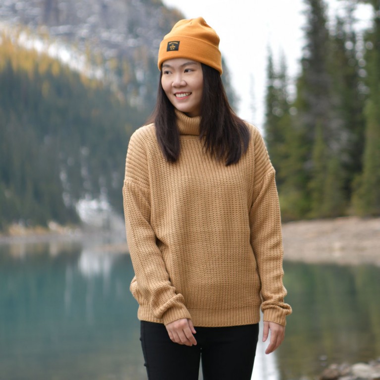 Light weight sweater (มี 5 สีให้เลือก)