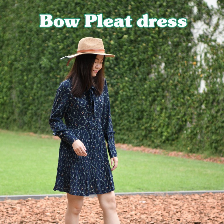 Bow pleat dress